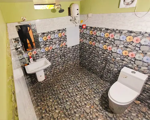 Sanskriti Homestay Bathroom